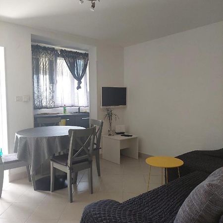 Apartman Katarina Црес Экстерьер фото
